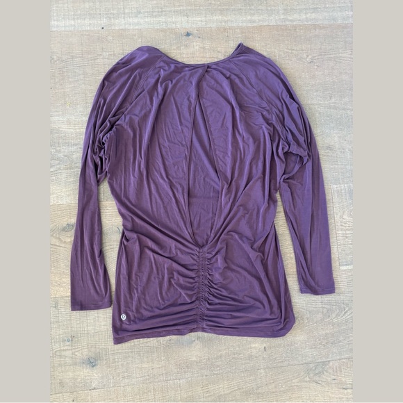 lululemon deep stretch cinch back cutout long sleeve - Picture 3 of 5